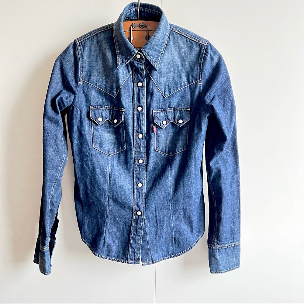 Levi’s Red Tape Girls Blue Denim Button-Down Shirt - Size S